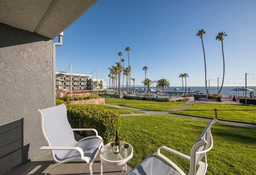 فندق Seacrest Oceanfront