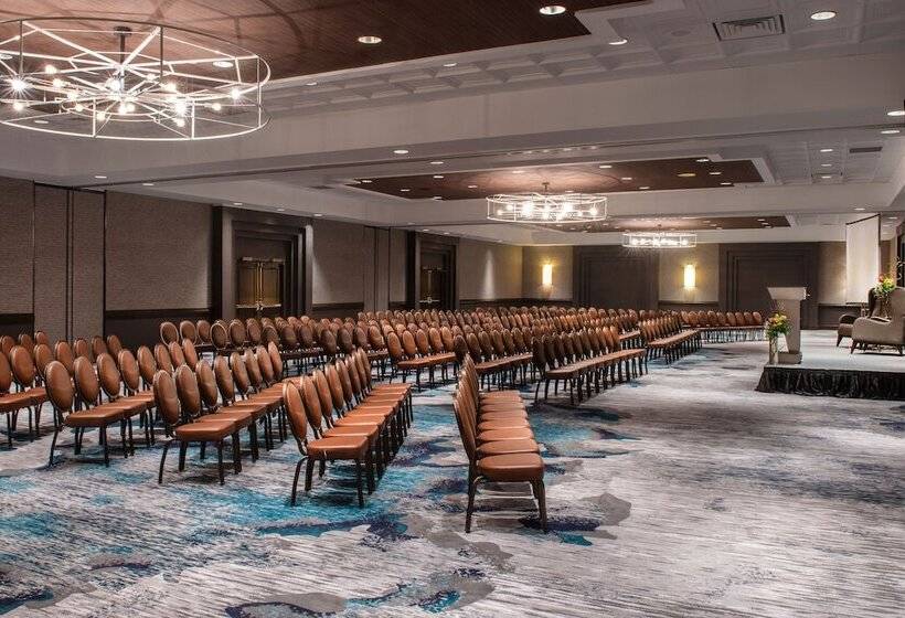 فندق Sheraton Oklahoma City Downtown