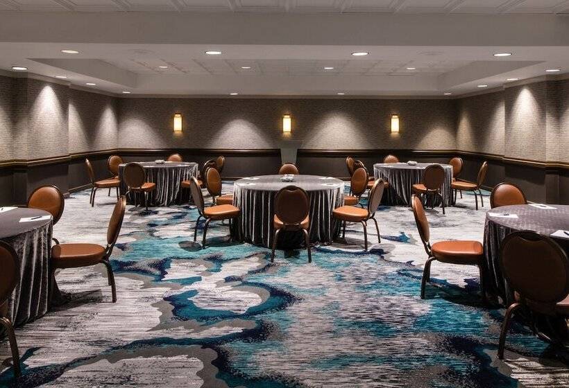 فندق Sheraton Oklahoma City Downtown