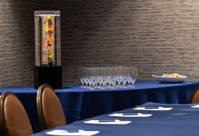 فندق Sheraton Oklahoma City Downtown