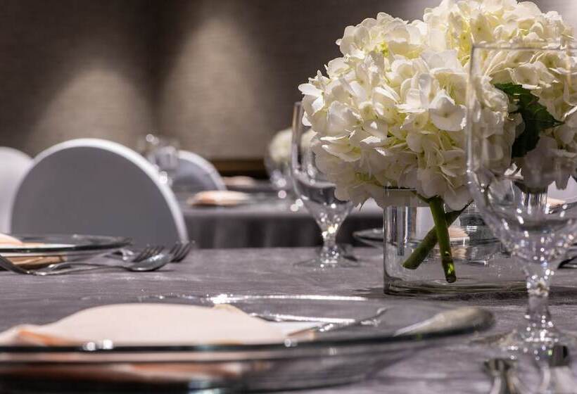 فندق Sheraton Oklahoma City Downtown