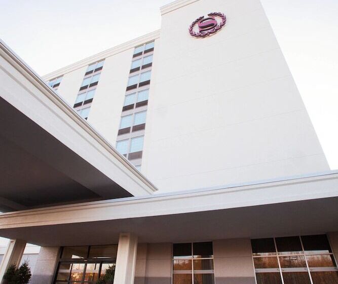 Отель Sheraton Pittsburgh Airport