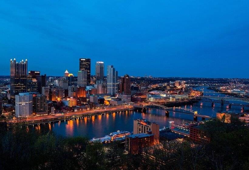 Sheraton Pittsburgh Hotel At Station Square