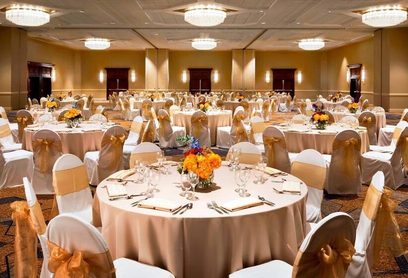 Sheraton Pittsburgh Hotel At Station Square