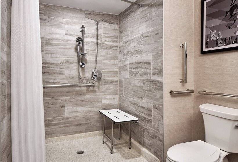 호텔 Sheraton Richmond Airport