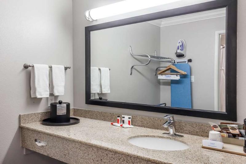 בית מלון כפרי Signature Temecula