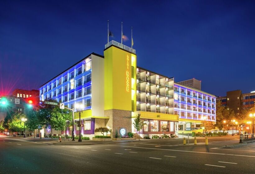 Staypineapple, Hotel Rose, Downtown Portland