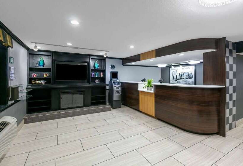 ホテル Super 8 By Wyndham Austin University/downtown Area