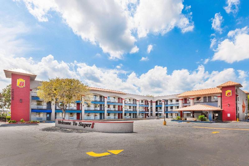 ホテル Super 8 By Wyndham Austin University/downtown Area