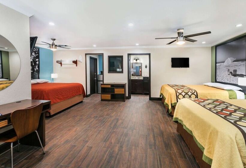 ホテル Super 8 By Wyndham Austin University/downtown Area