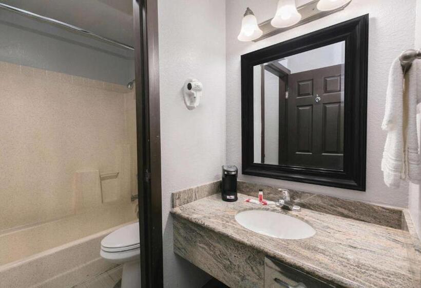 ホテル Super 8 By Wyndham Austin University/downtown Area