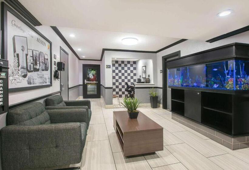 ホテル Super 8 By Wyndham Austin University/downtown Area