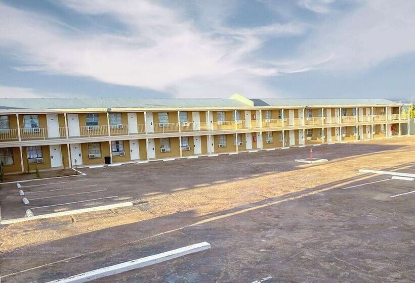 فندق Super 8 By Wyndham Blythe