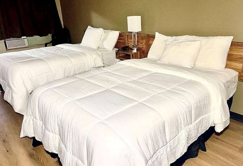 酒店 Super 8 By Wyndham Blythe