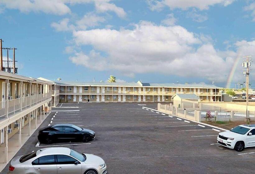 酒店 Super 8 By Wyndham Blythe