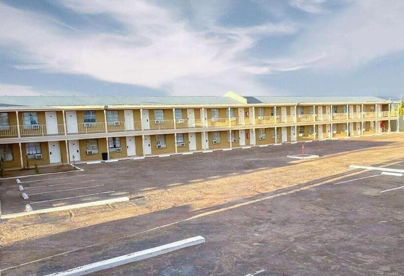 فندق Super 8 By Wyndham Blythe