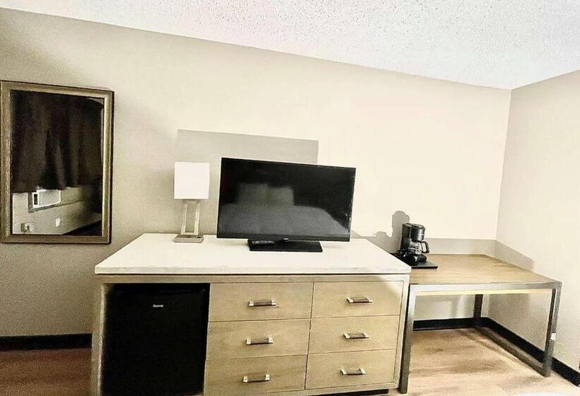 酒店 Super 8 By Wyndham Blythe