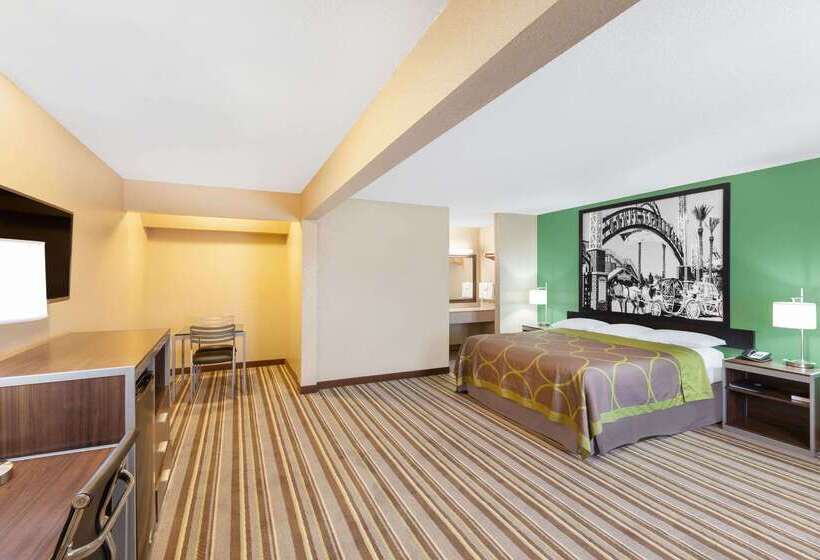 هتل Super 8 By Wyndham Kingsville