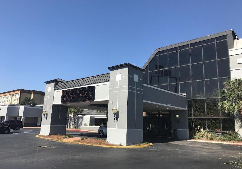 فندق Super 8 By Wyndham Mobile I65