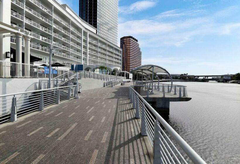 فندق Tampa Riverwalk