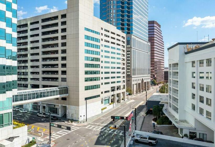 فندق Tampa Riverwalk