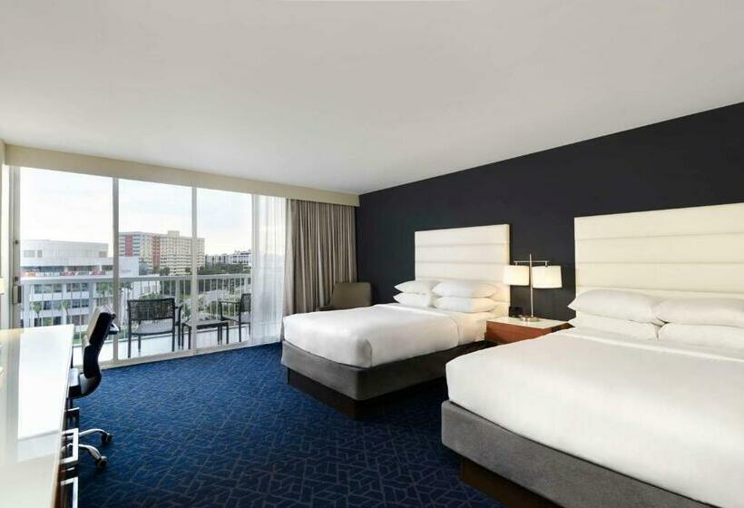 فندق Tampa Riverwalk