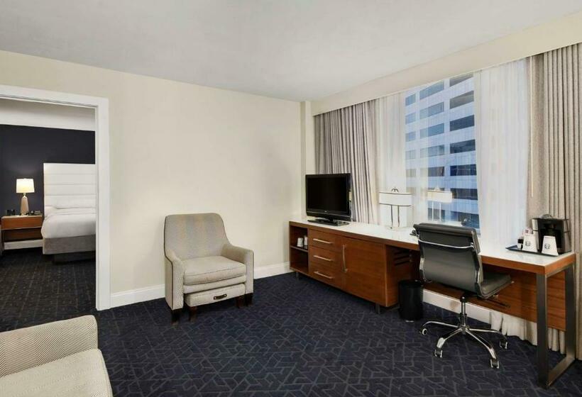 فندق Tampa Riverwalk