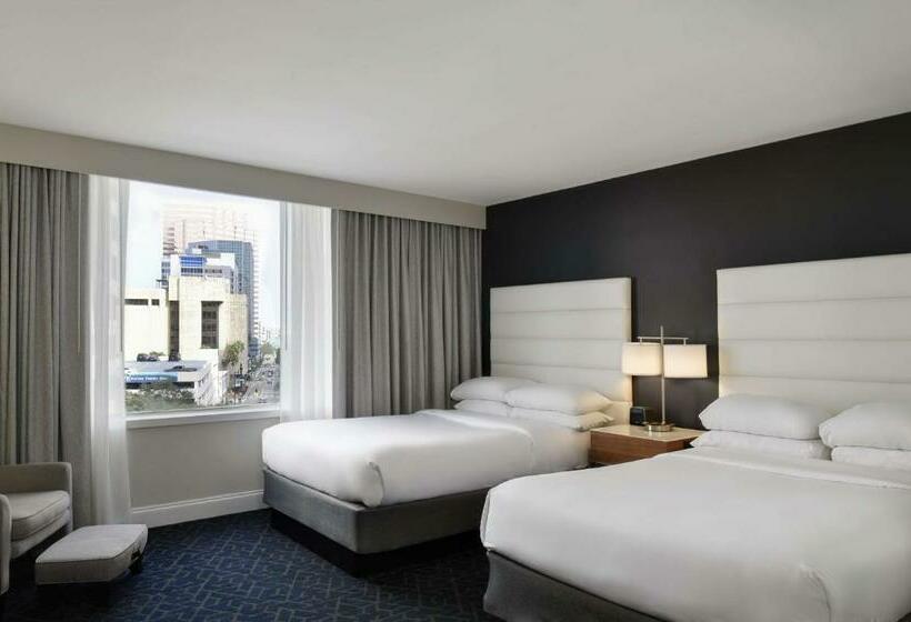 فندق Tampa Riverwalk