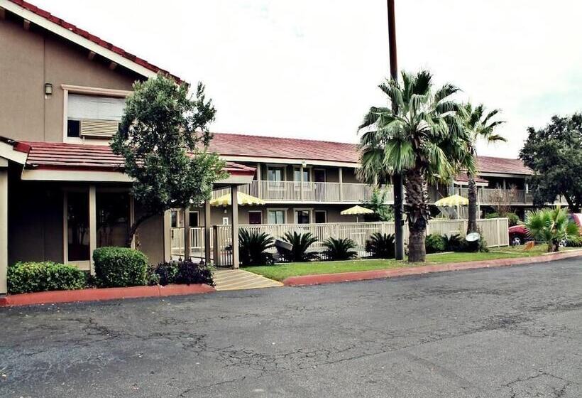 فندق The Inn At Market Square