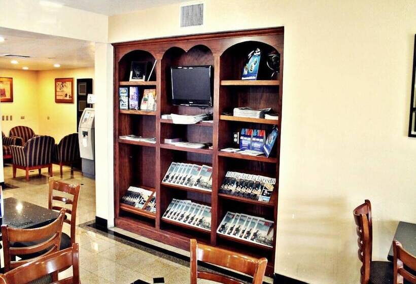 فندق The Inn At Market Square