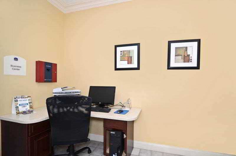 호텔 Inn On Storrs