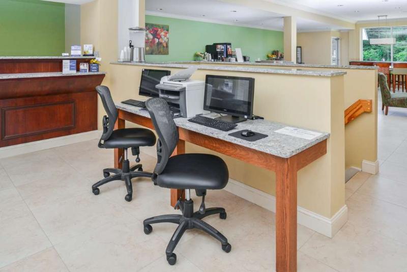 酒店 Inn On Storrs