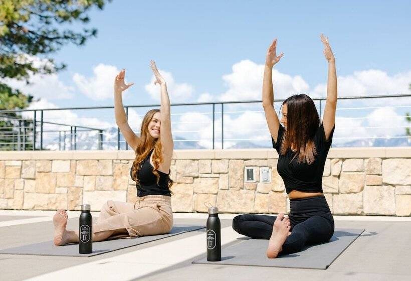 בית מלון כפרי The Landing Resort And Spa