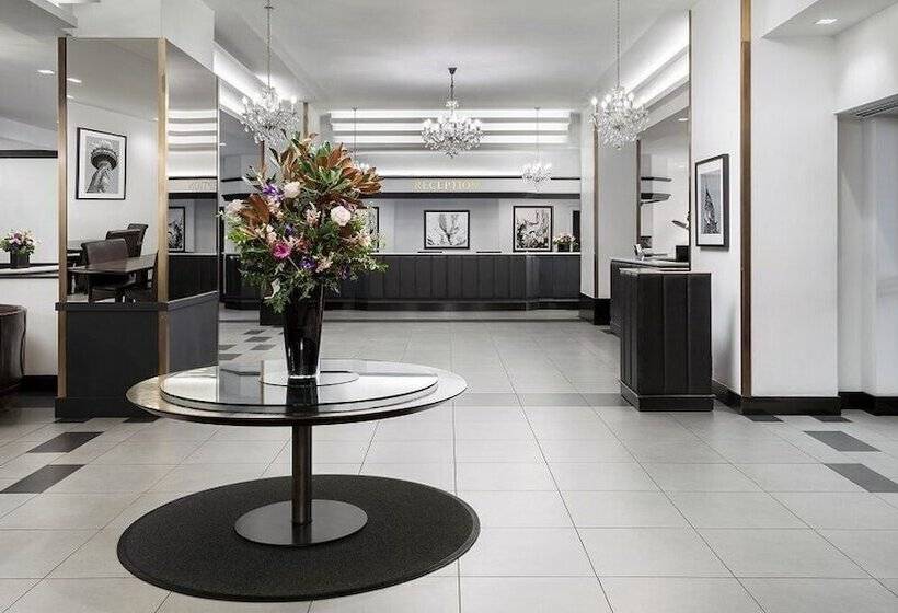 هتل The Manhattan at Times Square