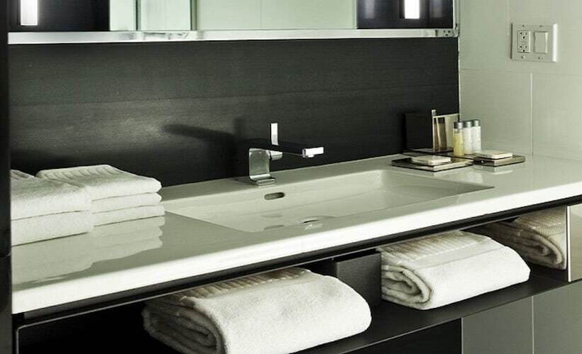 هتل The Manhattan at Times Square