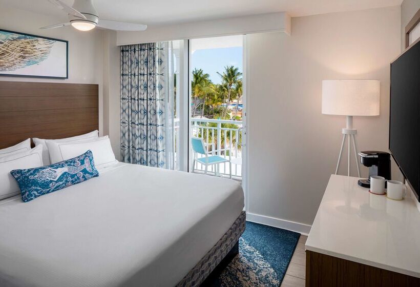 فندق The Reach Key West, Curio Collection By Hilton