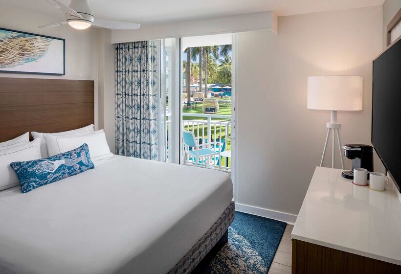 فندق The Reach Key West, Curio Collection By Hilton