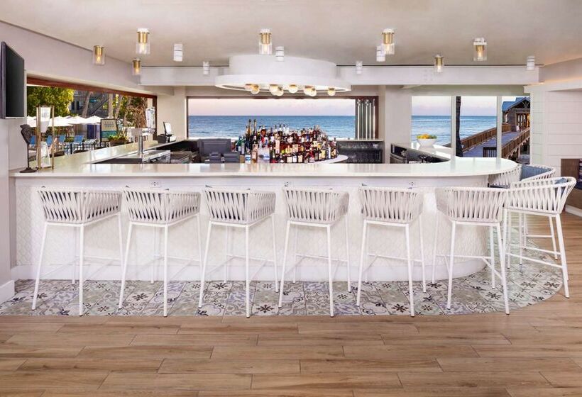 فندق The Reach Key West, Curio Collection By Hilton