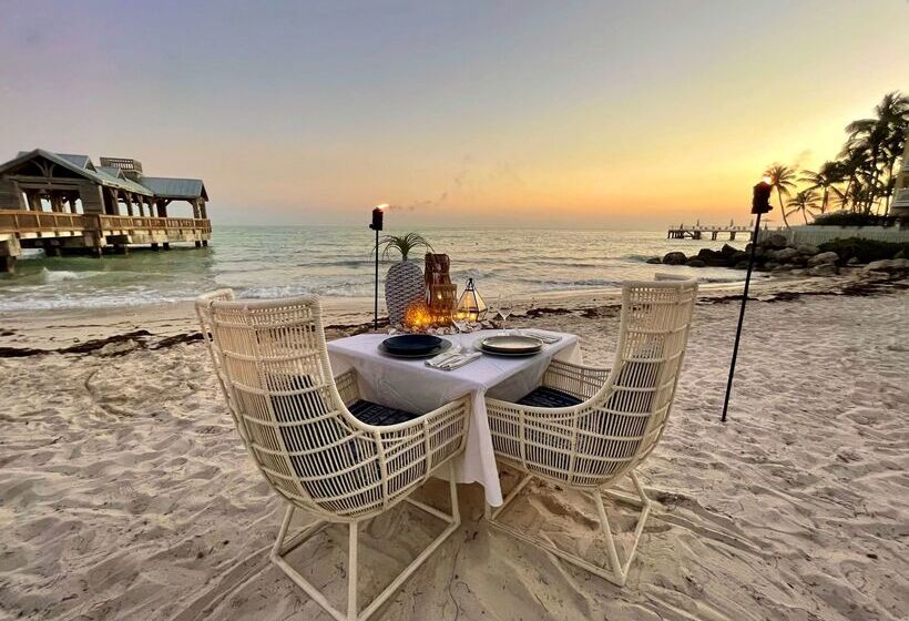 فندق The Reach Key West, Curio Collection By Hilton