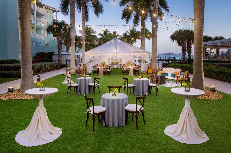 فندق The Reach Key West, Curio Collection By Hilton