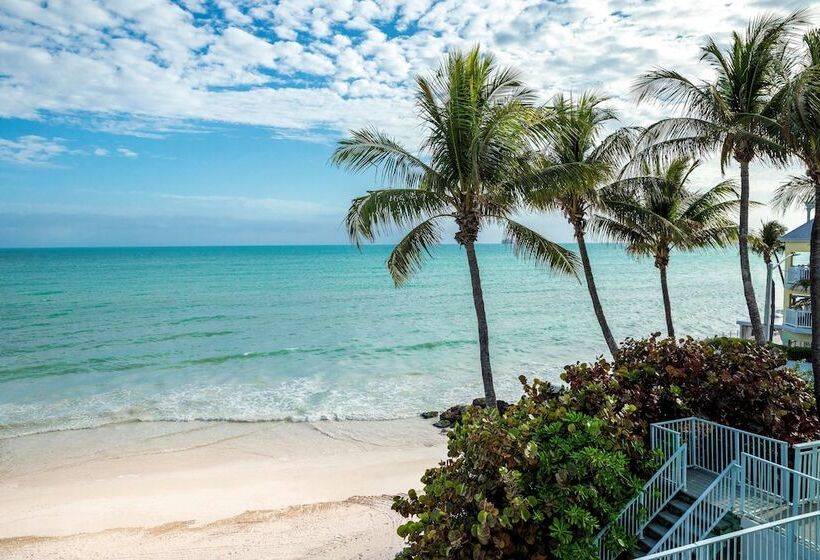 فندق The Reach Key West, Curio Collection By Hilton