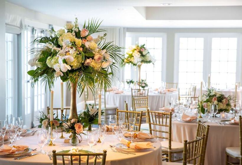 فندق The Reach Key West, Curio Collection By Hilton