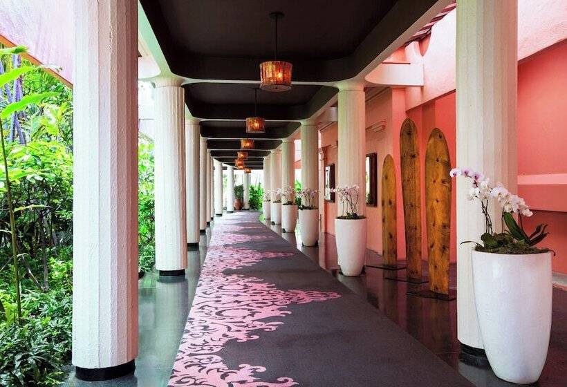 호텔 The Royal Hawaiian, A Luxury Collection Resort, Waikiki