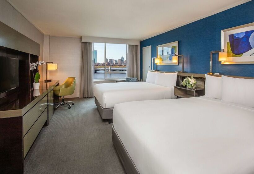 هتل The Royal Sonesta Boston