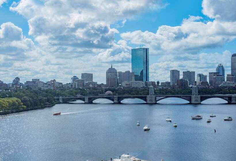 فندق The Royal Sonesta Boston