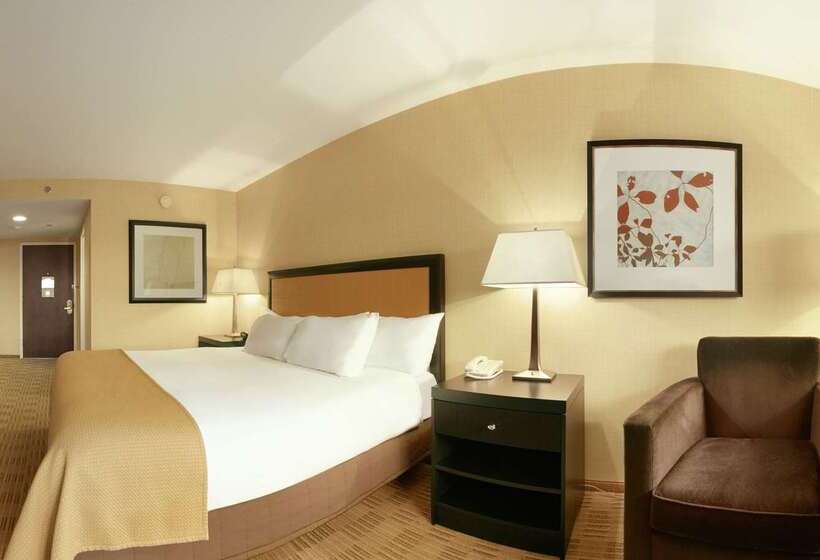 فندق The Saratoga Hilton