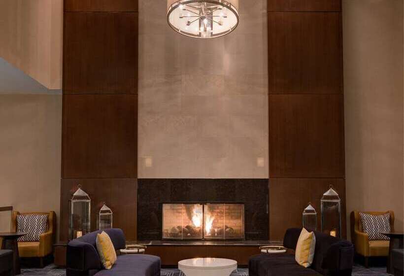 فندق The Saratoga Hilton