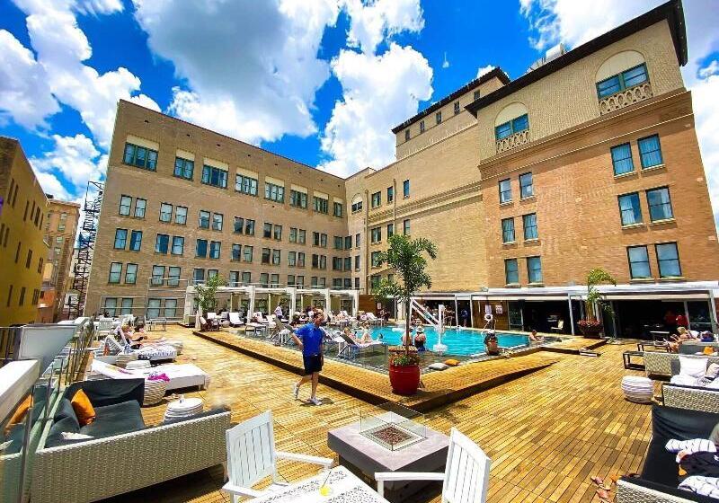 The St. Anthony, A Luxury Collection Hotel, San Antonio