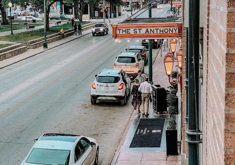 The St. Anthony, A Luxury Collection Hotel, San Antonio