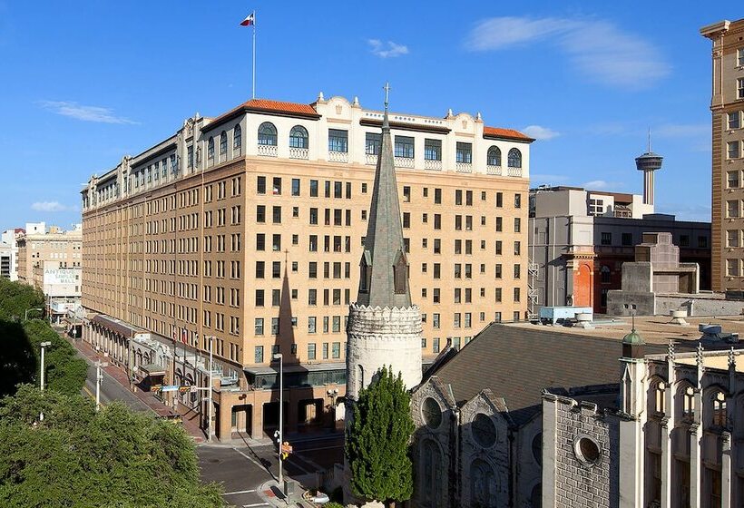 The St. Anthony, A Luxury Collection Hotel, San Antonio